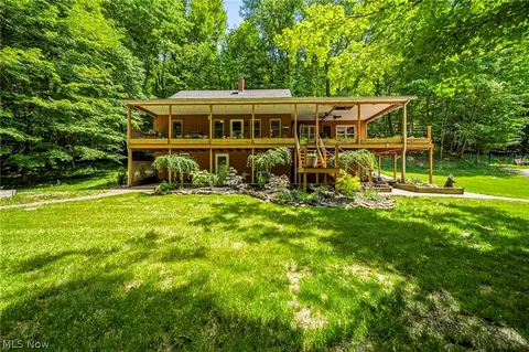 16721 Swine Creek Rd, Middlefield, OH 44062