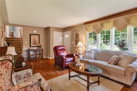 200 Neff Dr, Canfield, OH 44406 photo 2