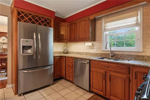 200 Neff Dr, Canfield, OH 44406 photo 9