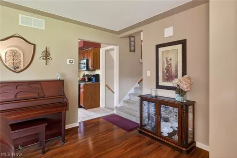 200 Neff Dr, Canfield, OH 44406 photo 5