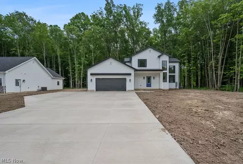 5264 Century Bay Ave, Ashtabula, OH 44004