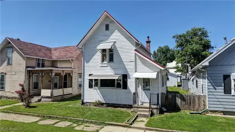 76 Western Ave, Newark, OH 43055
