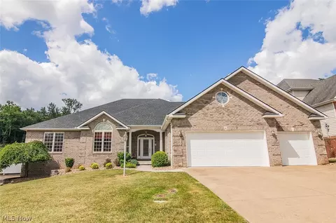 6 Wyndemere Ct, Parkersburg, WV 26105