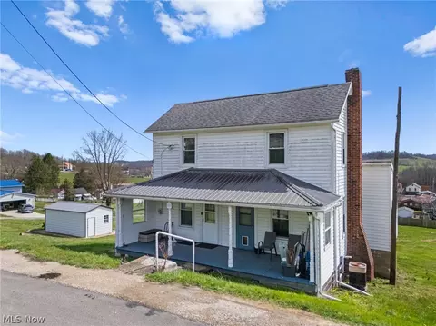 Exterior - 110 Dewey Ave, Freeport, OH 43973 photo 1 of 4