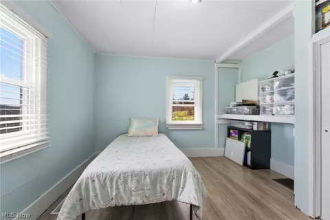 110 Dewey Ave, Freeport, OH 43973 photo 15