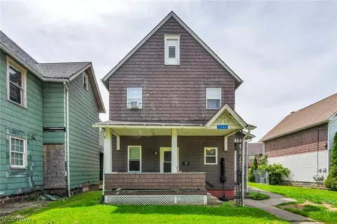 1206 Lawrence Rd NE, Canton, OH 44705