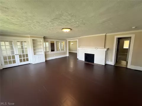 127 E 270th St, Euclid, OH 44132 photo 6