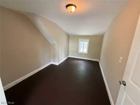 127 E 270th St, Euclid, OH 44132 photo 21