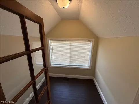 127 E 270th St, Euclid, OH 44132 photo 18