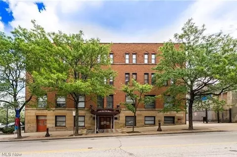 1133 W 9th St #604, Cleveland, OH 44113