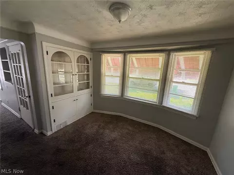 Living - 411 E 264th St, Euclid, OH 44132 photo 2 of 4