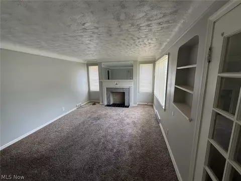 Living - 411 E 264th St, Euclid, OH 44132 photo 1 of 4
