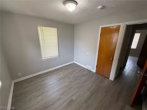 Bedroom - 411 E 264th St, Euclid, OH 44132 photo 2 of 5