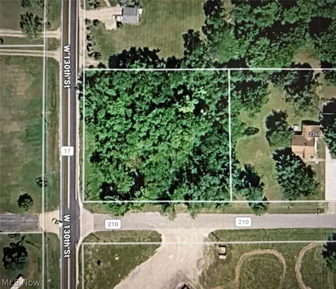 W 130th Street, Hinckley, OH 44233