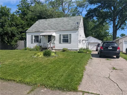 2567 E 38th St, Lorain, OH 44055