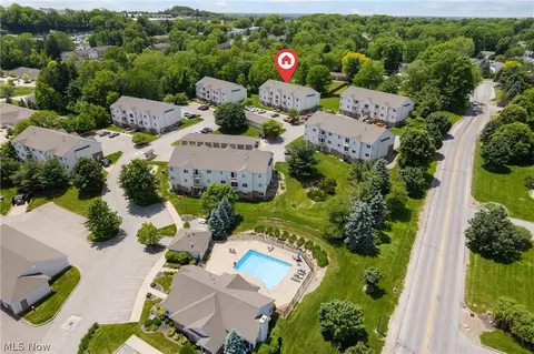 1456 Buckingham Gate A Blvd, Cuyahoga Falls, OH 44221