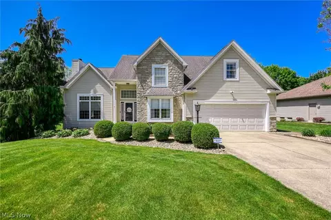 2942 Robert Gary Ct, Medina, OH 44256