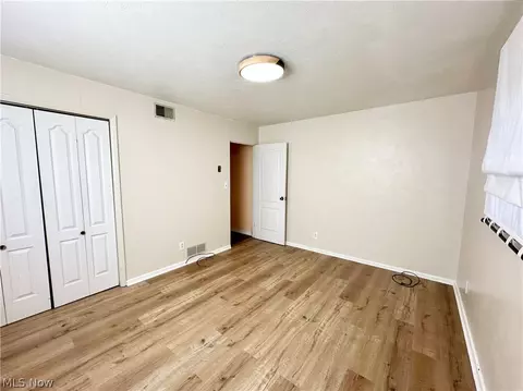 Bedroom - 212 Wayne Ave, Weirton, WV 26062 photo 9 of 9