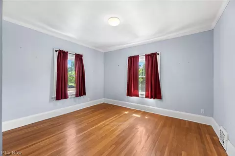 Bedroom - 207 Casterton Ave, Akron, OH 44303 photo 1 of 9
