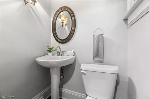 Bath - 207 Casterton Ave, Akron, OH 44303 photo 1 of 2