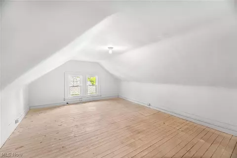 Bedroom - 207 Casterton Ave, Akron, OH 44303 photo 7 of 9