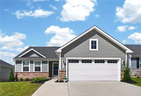 994 Sunrise Way, Akron, OH 44312