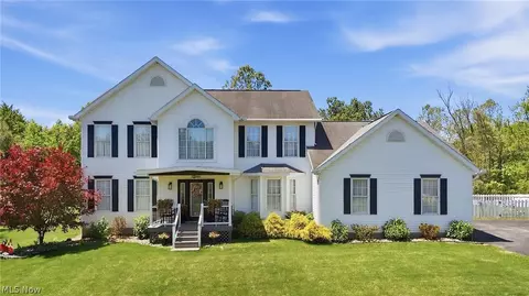 1034 Abby Ln, Willard, OH 44890