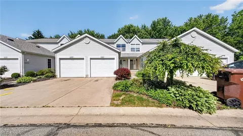 1351 Meadow Run, Copley, OH 44321