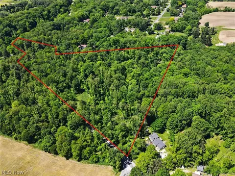 Clinton Road, Doylestown, OH 44230