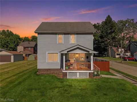 3875 E 38th St, Newburgh Heights, OH 44105