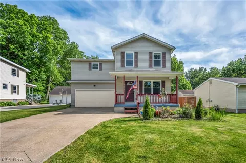 2066 Liberty Rd, Stow, OH 44224