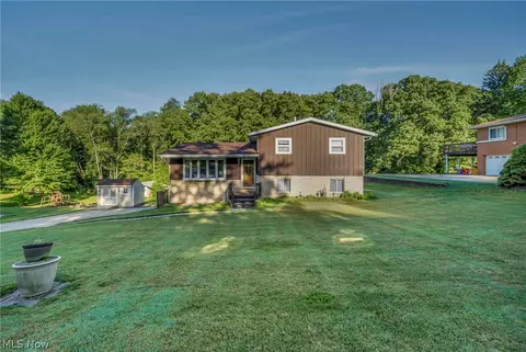 1347 S Polen Ave, Mogadore, OH 44260