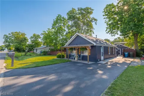 303 Roxboro Rd, Vermilion, OH 44089