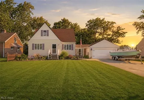 3710 W Pleasant Valley Rd, Parma, OH 44134