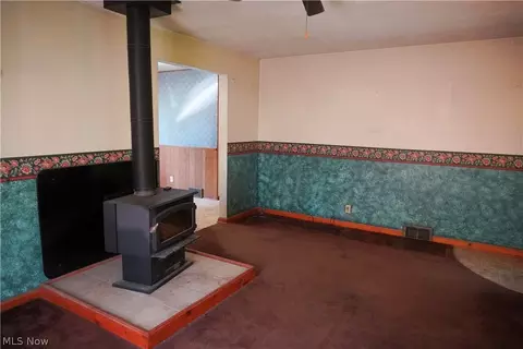 Living - 4450 7th St NW, Canton, OH 44708 photo 2 of 2