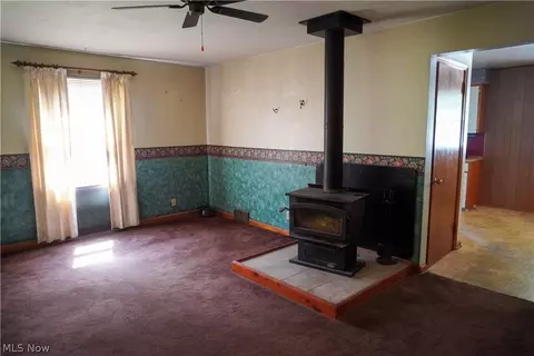 Living - 4450 7th St NW, Canton, OH 44708 photo 1 of 2