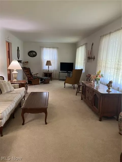 Living - 708 Allen Ave, Ashtabula, OH 44004 photo 1 of 1