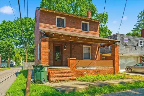 1413 13th St NW, Canton, OH 44703
