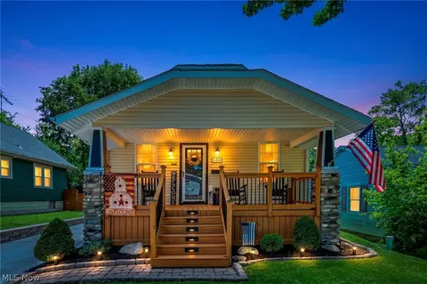 130 Yonker St, Barberton, OH 44203