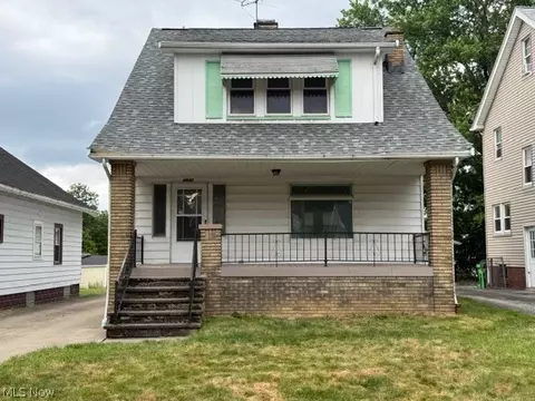 4642 Rockwood Rd, Garfield Heights, OH 44125