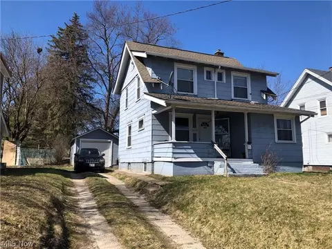 2527 Coventry Blvd NE, Canton, OH 44705