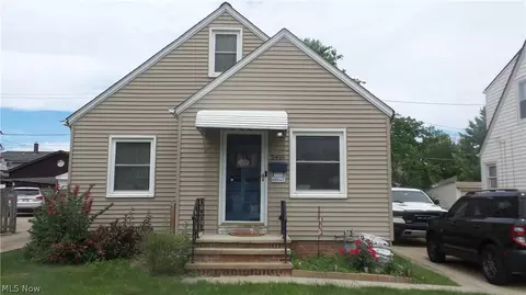 2416 Tuxedo Ave, Parma, OH 44134