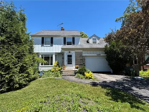 1109 S Belvoir Blvd, South Euclid, OH 44121