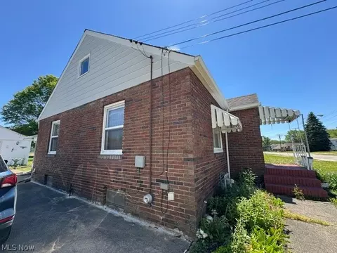 Other - 1226 Columbus Ave, Ashtabula, OH 44004 photo 1 of 7
