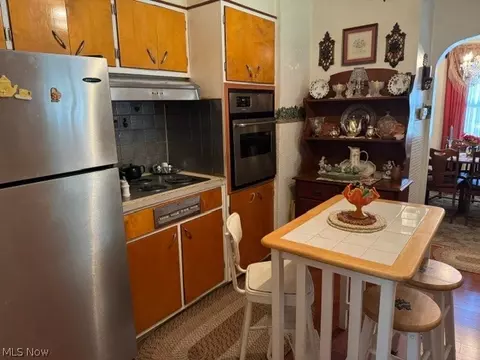 Kitchen - 1226 Columbus Ave, Ashtabula, OH 44004 photo 1 of 2