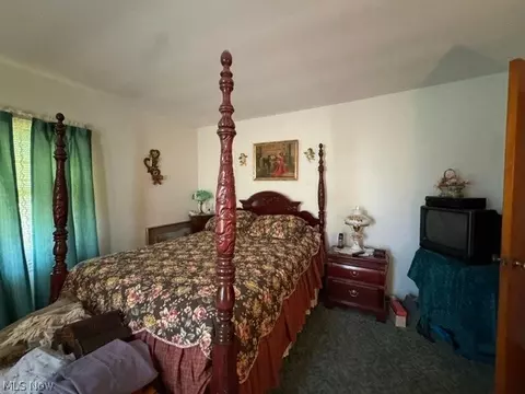 Bedroom - 1226 Columbus Ave, Ashtabula, OH 44004 photo 4 of 4