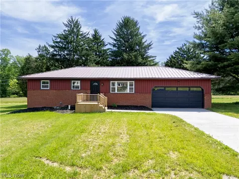 362 Jettie Ave NE, East Canton, OH 44730