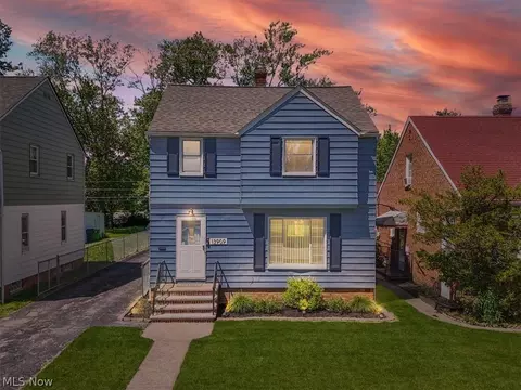 13909 Thraves Ave, Garfield Heights, OH 44125