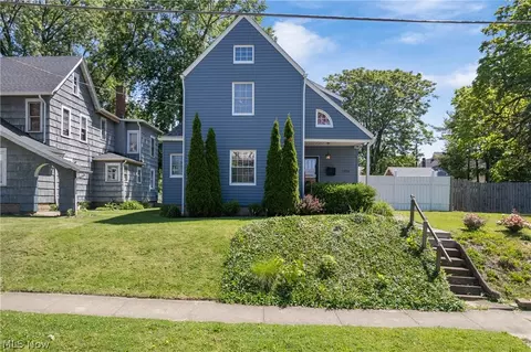 1274 Woodland Ave NW, Canton, OH 44703