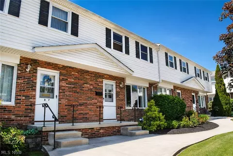 Exterior - 6484 State Rd #D8, Parma, OH 44134 photo 2 of 4